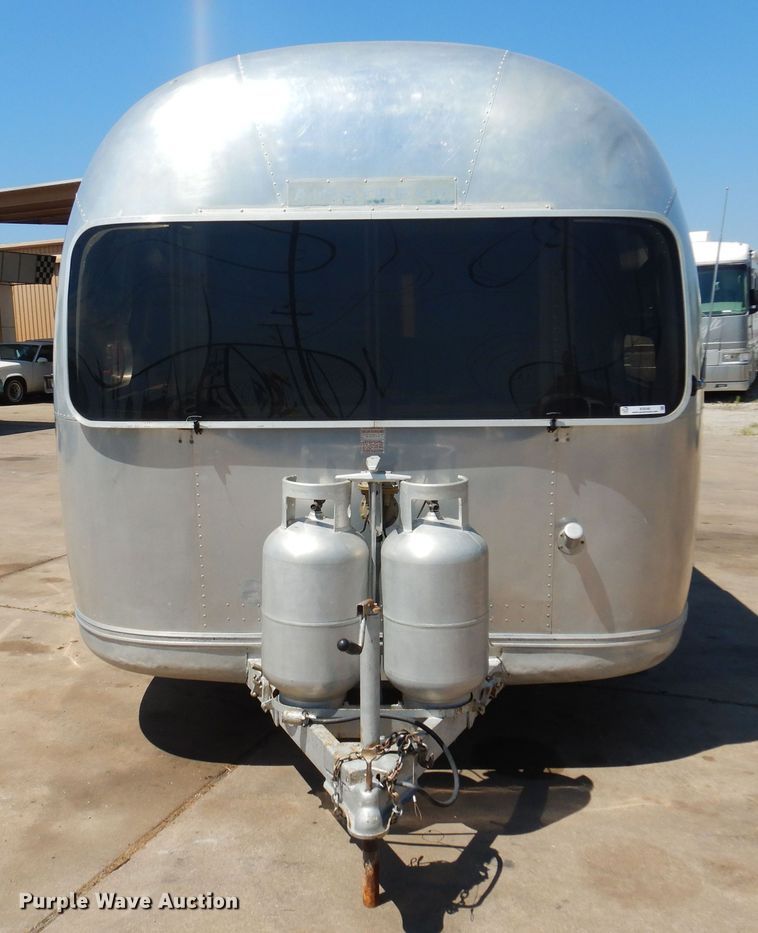 image for item KI9348 1969 Airstream Globe Trotter  camper