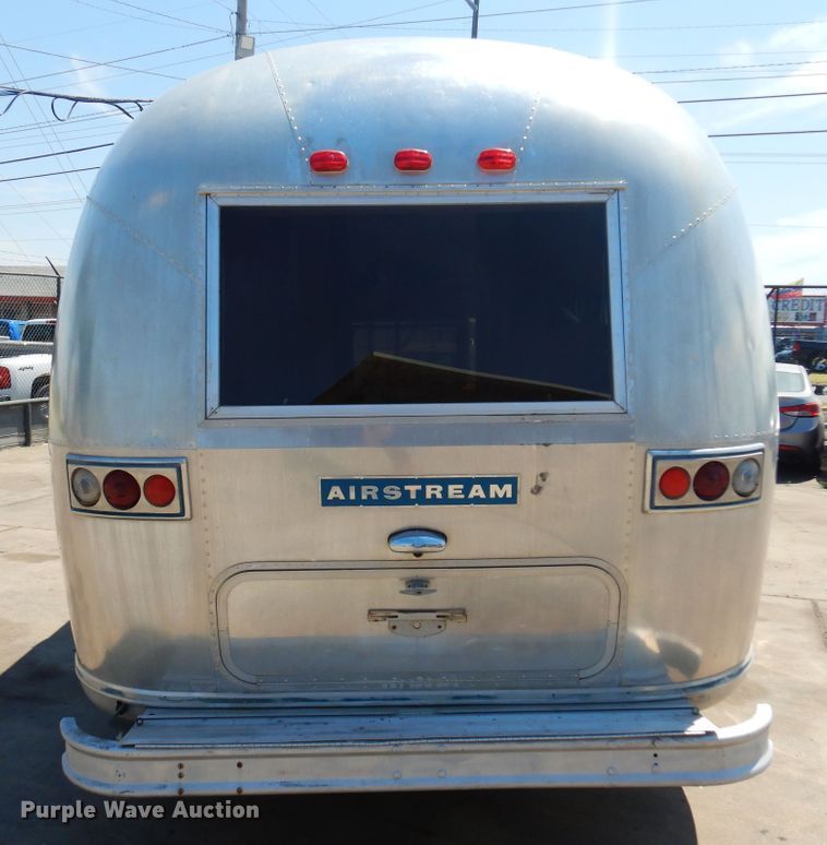 image for item KI9348 1969 Airstream Globe Trotter  camper