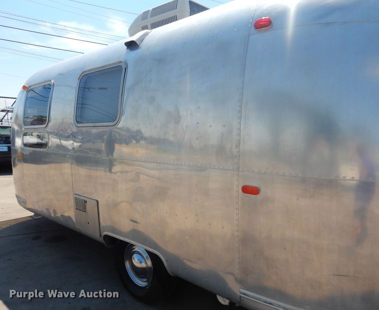 image for item KI9348 1969 Airstream Globe Trotter  camper