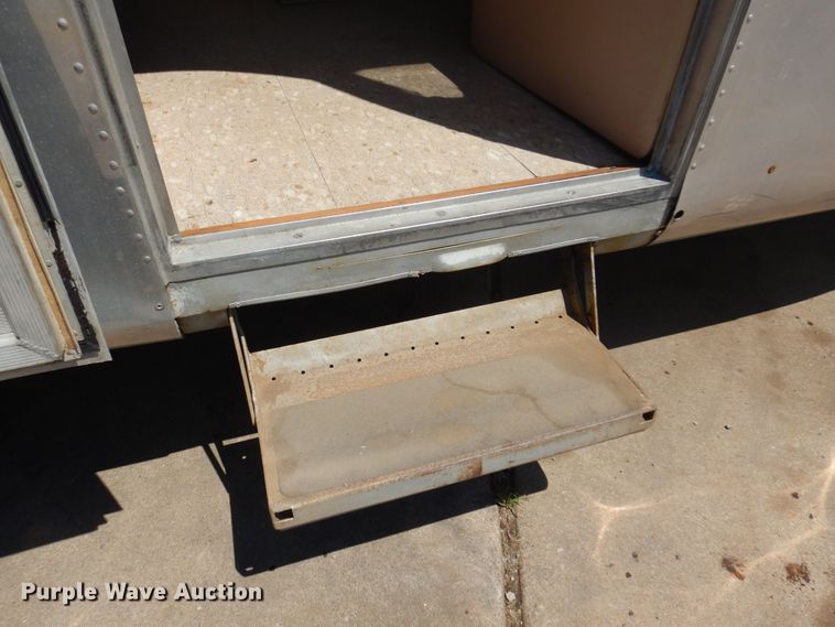 image for item KI9348 1969 Airstream Globe Trotter  camper