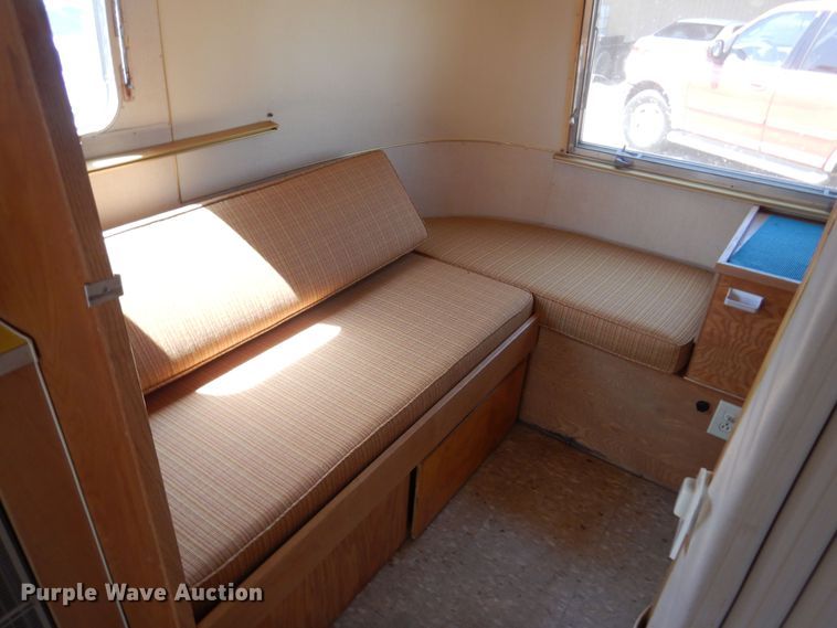 image for item KI9348 1969 Airstream Globe Trotter  camper