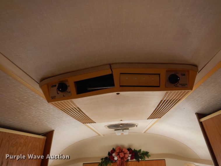 image for item KI9348 1969 Airstream Globe Trotter  camper