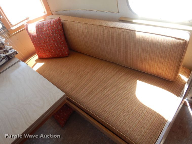 image for item KI9348 1969 Airstream Globe Trotter  camper