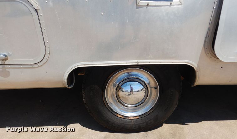 image for item KI9348 1969 Airstream Globe Trotter  camper