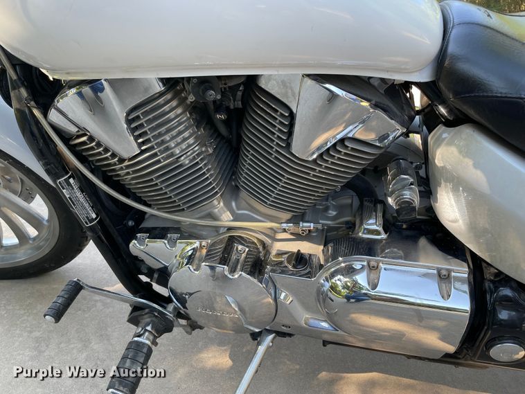 image for item KJ9747 2007 Honda VTX1300C  motorcycle