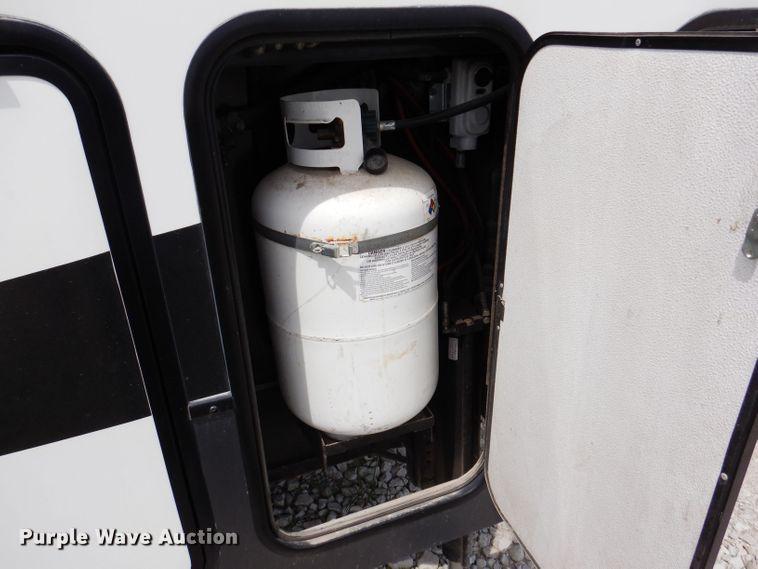 image for item KP9510 2013 Heartland Cyclone 3110  toy hauler camper