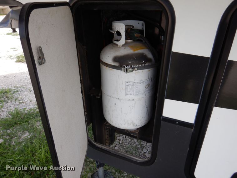 image for item KP9510 2013 Heartland Cyclone 3110  toy hauler camper