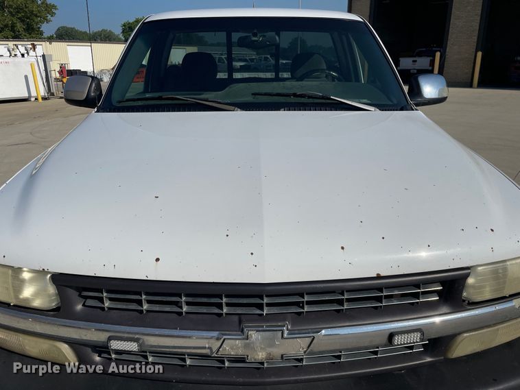 image for item KR9123 1999 Chevrolet Silverado 1500  pickup truck