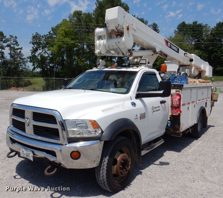 image for item KR9124 2012 Dodge Ram 5500HD  bucket truck