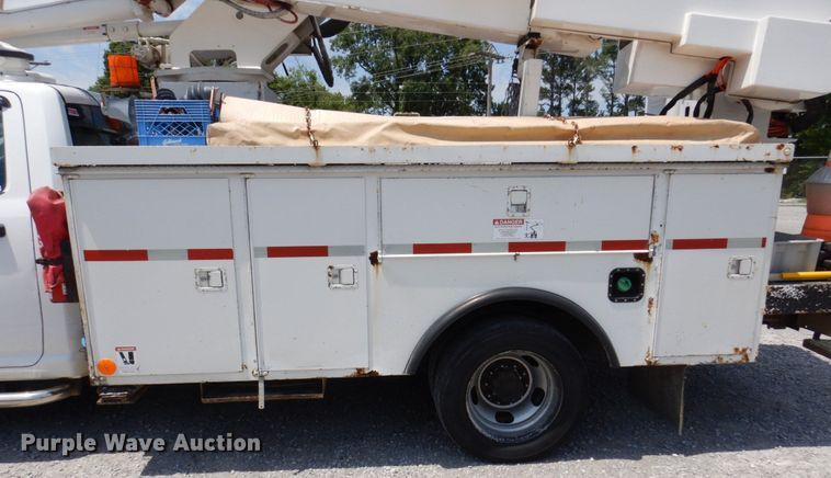 image for item KR9124 2012 Dodge Ram 5500HD  bucket truck