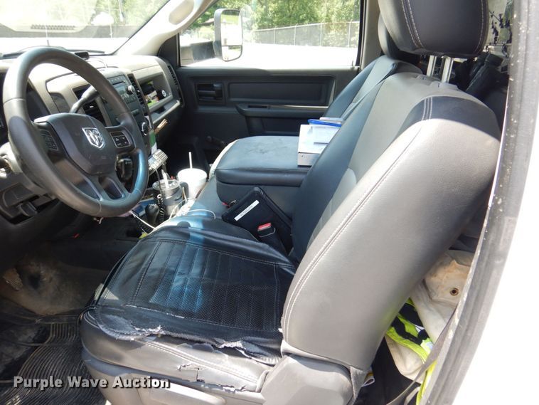 image for item KR9124 2012 Dodge Ram 5500HD  bucket truck