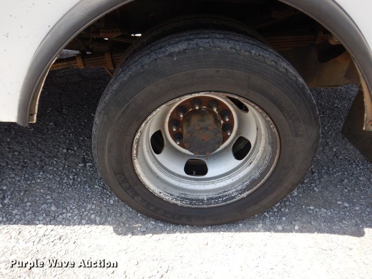 image for item KR9124 2012 Dodge Ram 5500HD  bucket truck