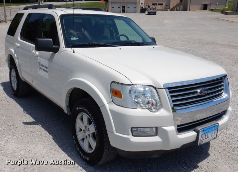 image for item KR9125 2010 Ford Explorer XLT  SUV