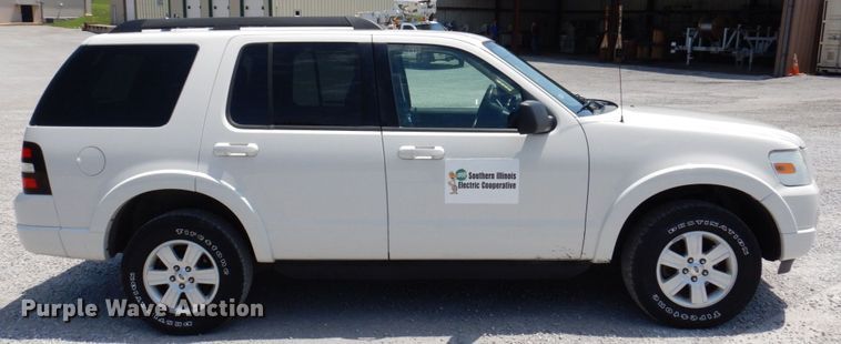 image for item KR9125 2010 Ford Explorer XLT  SUV