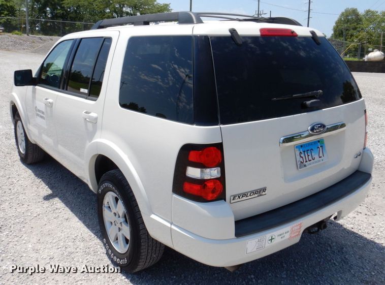 image for item KR9125 2010 Ford Explorer XLT  SUV