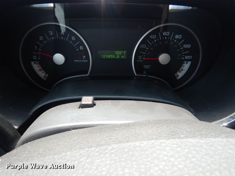 image for item KR9125 2010 Ford Explorer XLT  SUV