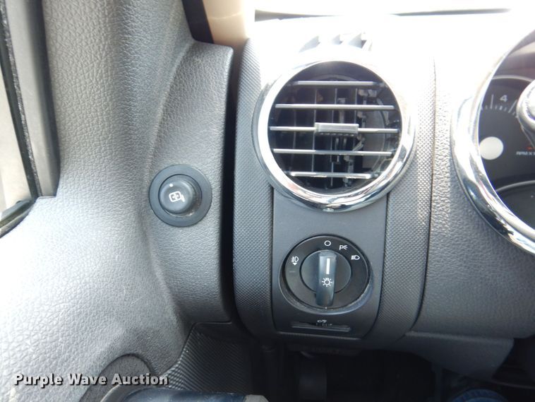 image for item KR9125 2010 Ford Explorer XLT  SUV