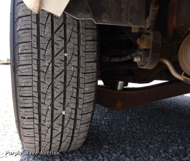 image for item KR9125 2010 Ford Explorer XLT  SUV