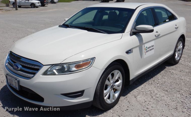 image for item KR9126 2012 Ford Taurus SEL