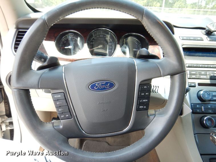 image for item KR9126 2012 Ford Taurus SEL