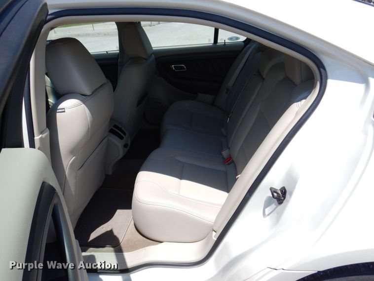 image for item KR9126 2012 Ford Taurus SEL