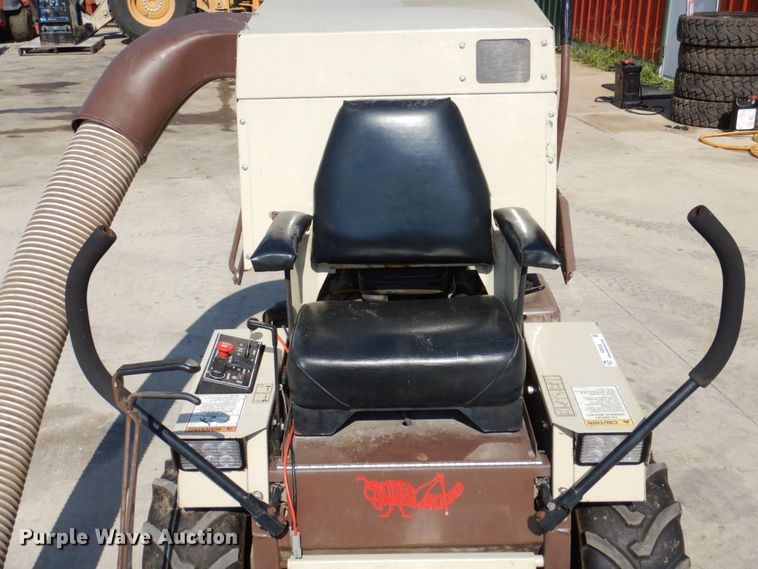 image for item KR9128 Grasshopper 616  ZTR lawn mower