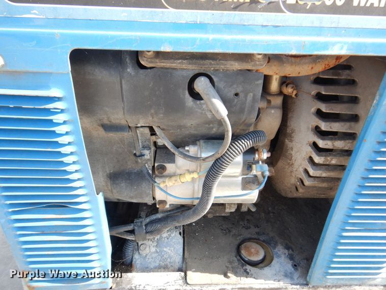 image for item KR9129 Miller Bobcat 225NT  welder/generator