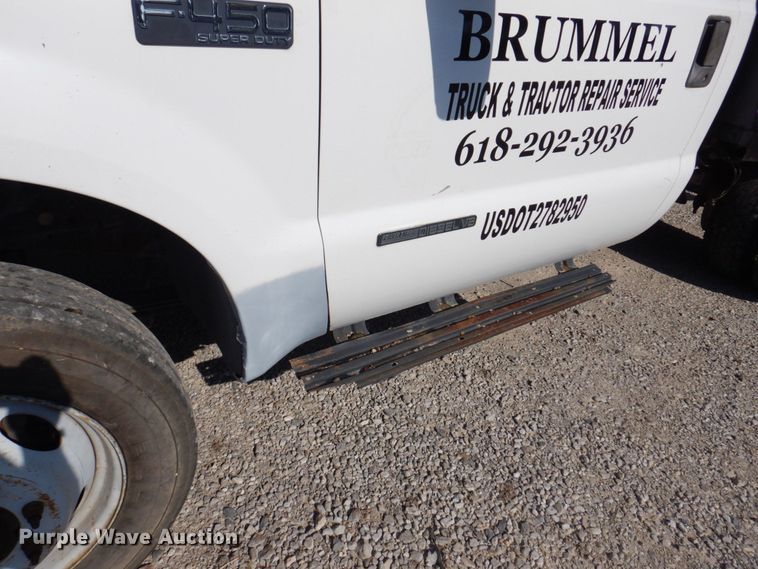 image for item KR9130 2002 Ford F450 Super Duty XL  flatbed truck