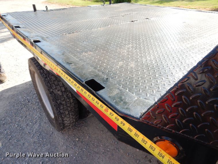 image for item KR9130 2002 Ford F450 Super Duty XL  flatbed truck
