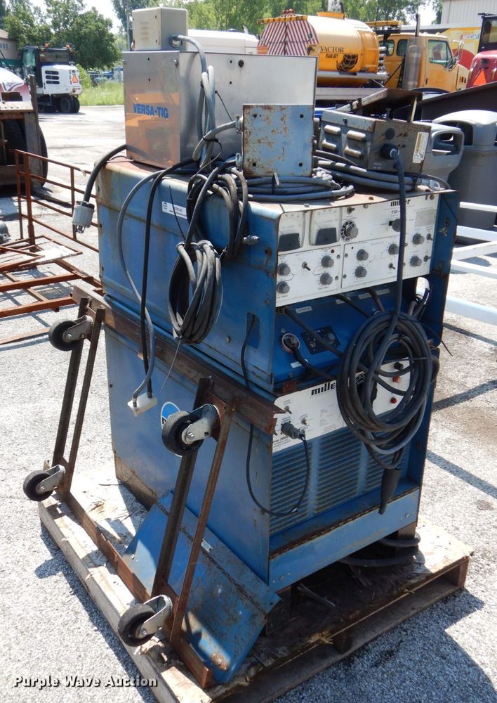 image for item KR9140 Miller Gold Star 300SS  welder