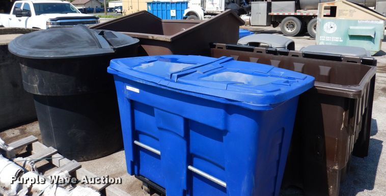 image for item KR9142 Refuse bins