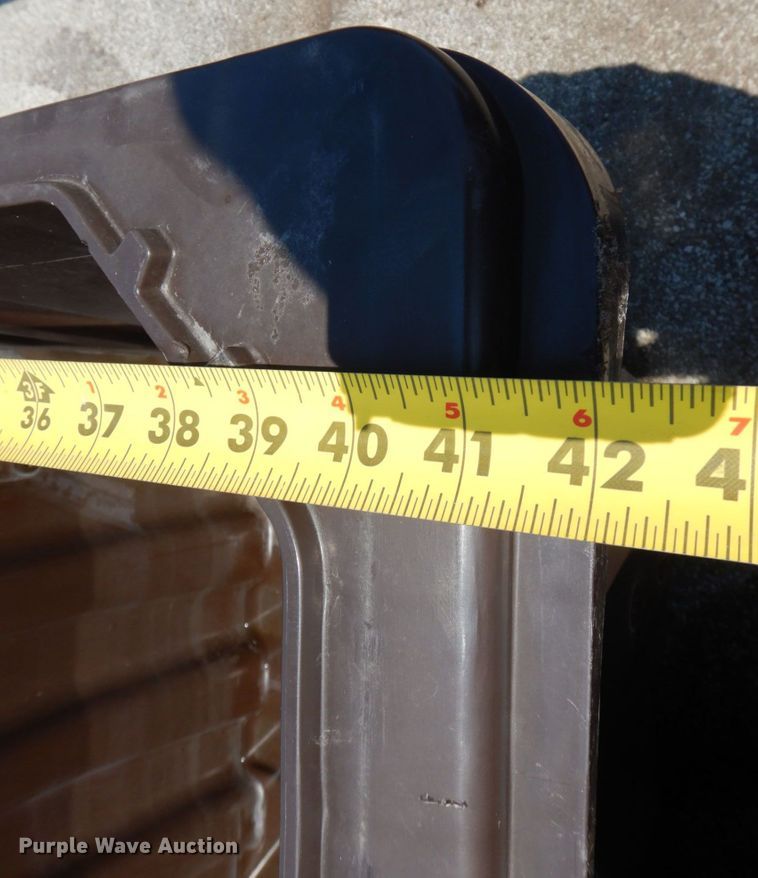 image for item KR9142 Refuse bins