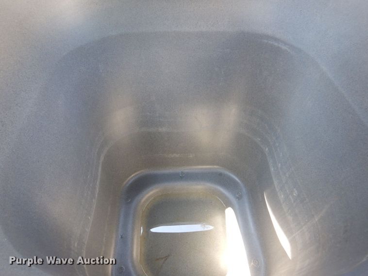 image for item KR9142 Refuse bins