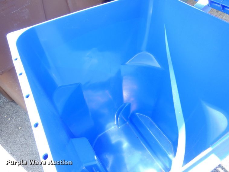 image for item KR9142 Refuse bins