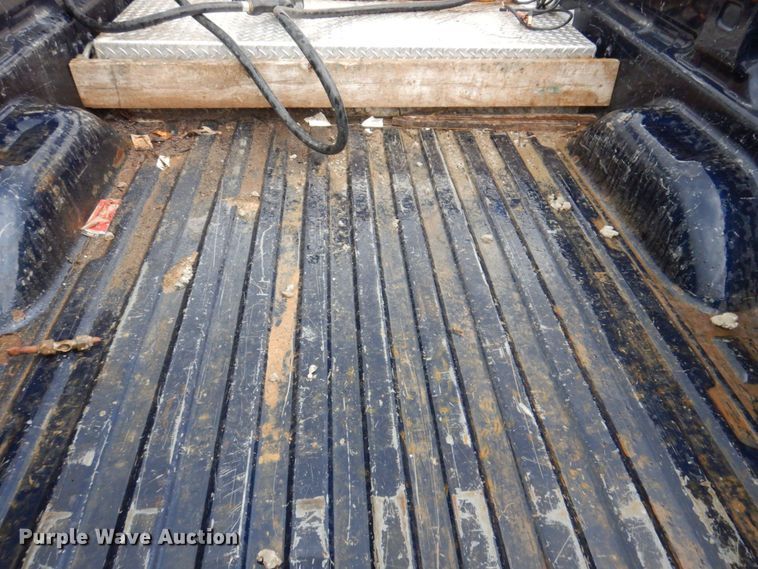 image for item KR9335 2011 Chevrolet Silverado 1500  pickup truck