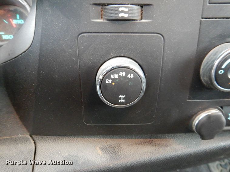 image for item KR9335 2011 Chevrolet Silverado 1500  pickup truck