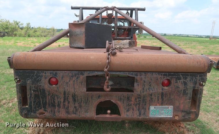 image for item KR9864 1974 Ford F750  winch truck