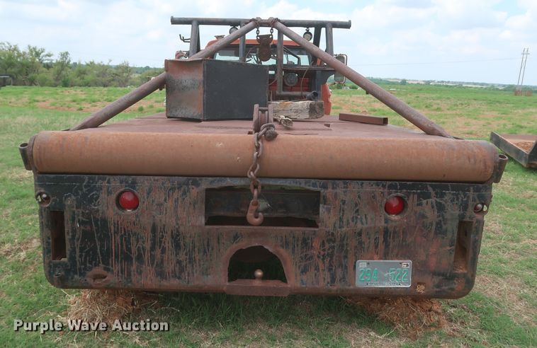 image for item KR9864 1974 Ford F750  winch truck