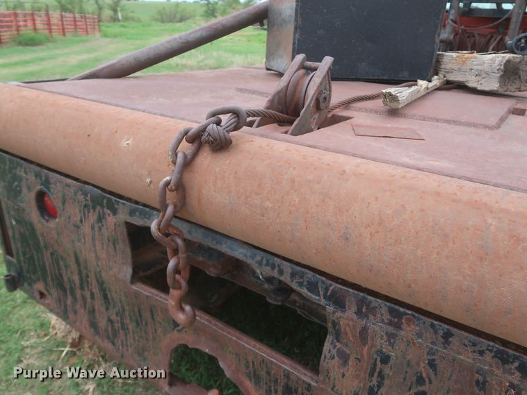 image for item KR9864 1974 Ford F750  winch truck