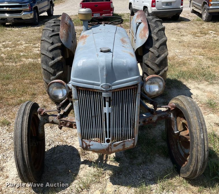 image for item LF9186 Ford 2N  tractor