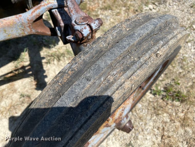 image for item LF9186 Ford 2N  tractor