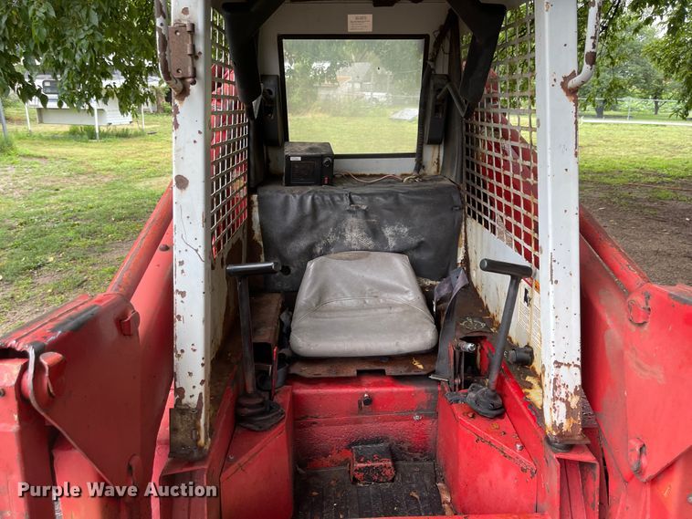 image for item LF9267 Gehl 4510  skid steer loader