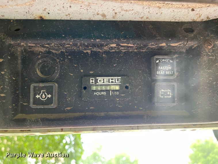 image for item LF9267 Gehl 4510  skid steer loader