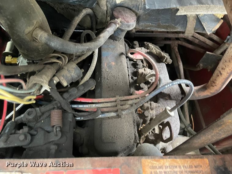 image for item LF9267 Gehl 4510  skid steer loader