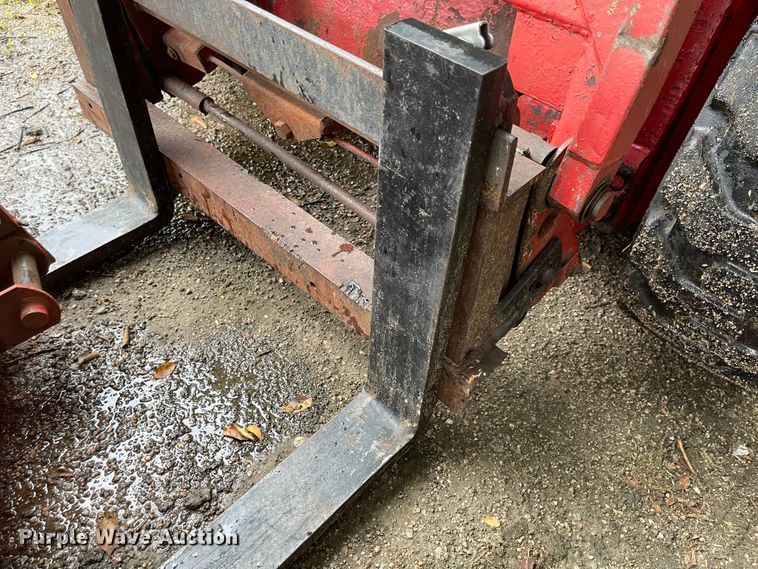 image for item LF9267 Gehl 4510  skid steer loader