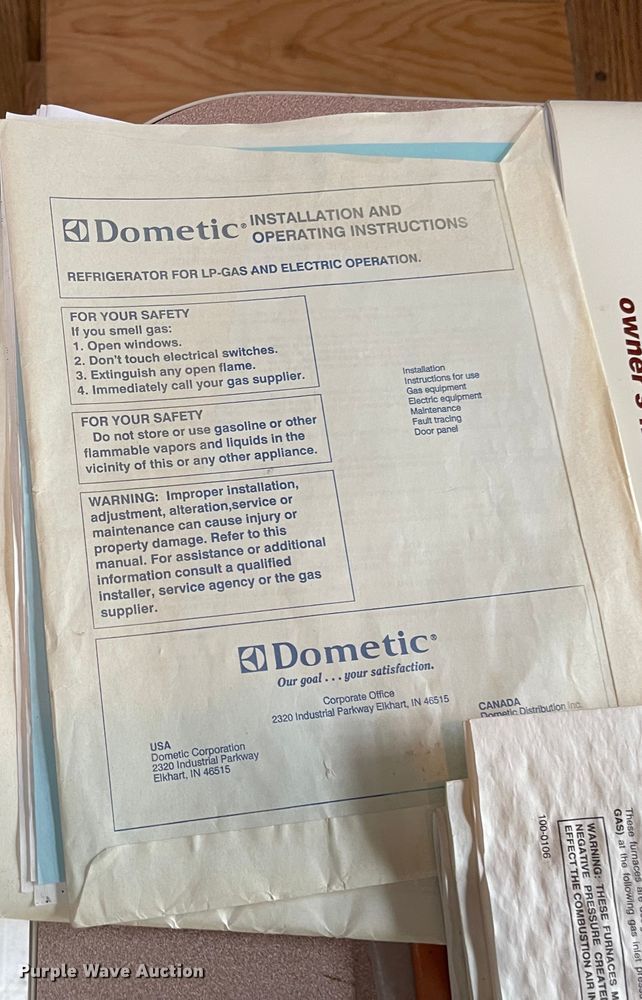 image for item LF9268 Elkhorn LE  slide-in camper