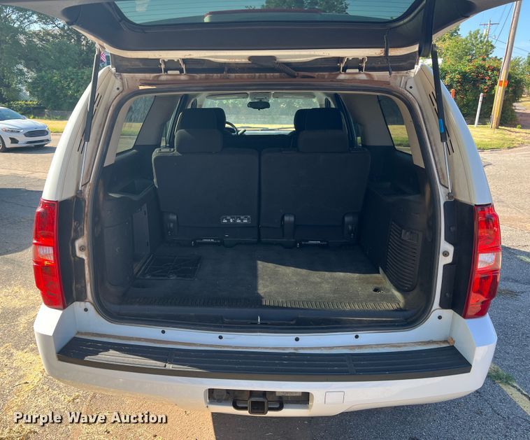 image for item LI9348 2011 Chevrolet Suburban  SUV