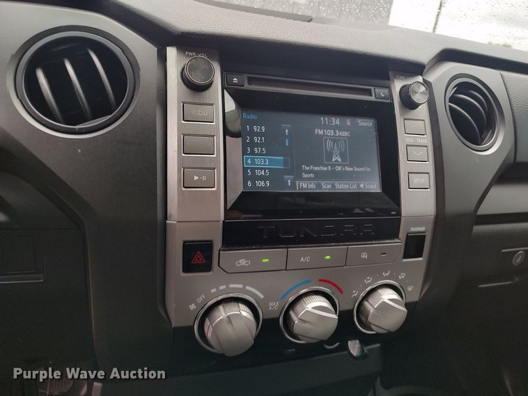 image for item LK9005 2017 Toyota Tundra  Double Cab pickup truck