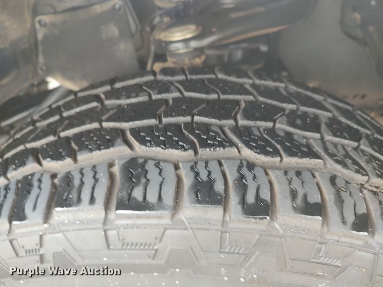 image for item LK9005 2017 Toyota Tundra  Double Cab pickup truck