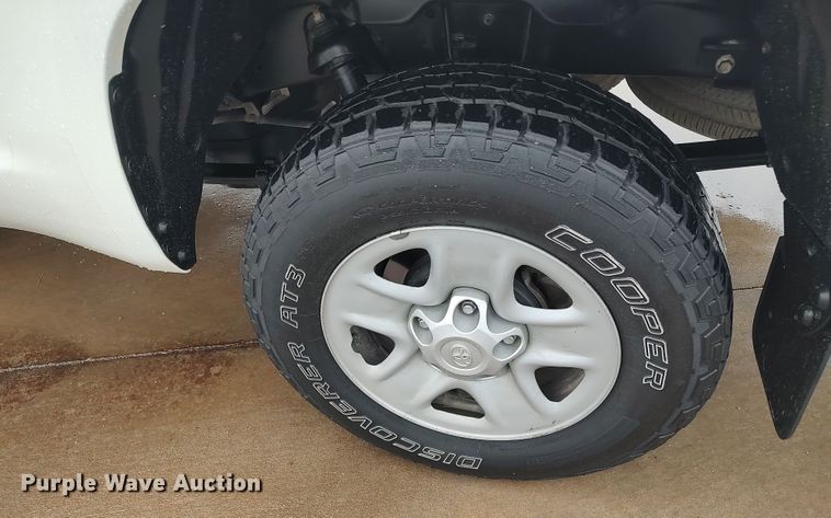 image for item LK9005 2017 Toyota Tundra  Double Cab pickup truck